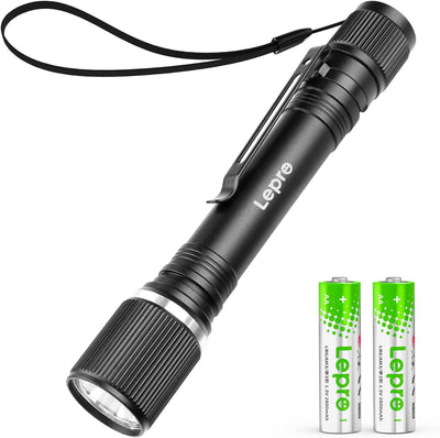 Lepro LED 懐中電灯 小型 【高輝度/明るさ300ルーメン/3段階調光/単三電池式/防水/アルミ合金製/高耐久】 携帯便利 作業 防災 ライト ハンディライト 2本単三電池対応 電池付属 家庭用 防犯 アウトドア キャンプ 防災 非常用[120032]