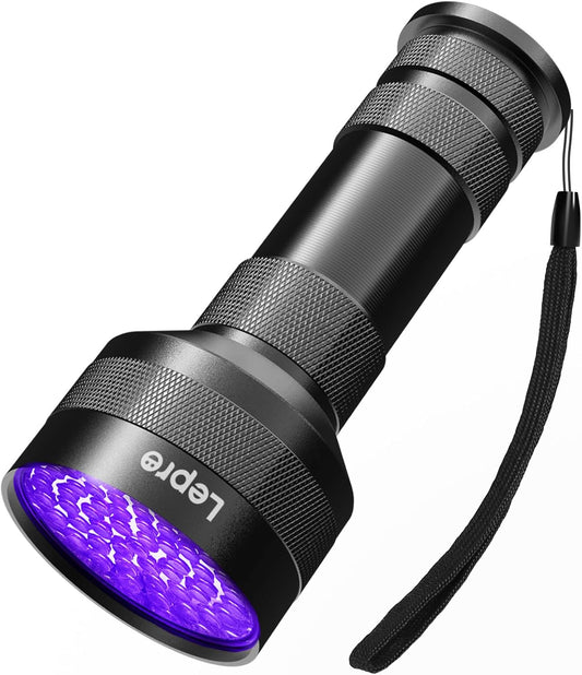 Lepro ブラックライト led UVライト レジン用 硬化 51LED 紫外線 395nm 高出力タイプ 単3形電池対応 アルミ合金材質 レジン用硬化/ペットのオシッコ/見えない汚れのチェック/トイレ掃除/蓄光素材への蓄光/鉱物宝石等の確認に (ブラック)